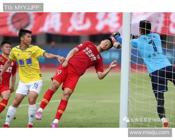 上海排球队的攻防转换分析与战绩影响探讨 上海排球队的攻防转换分析与战绩影响探讨