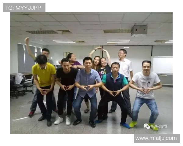 上海足球队在挑战赛中的团队协作表现分析与点评 上海足球队在挑战赛中的团队协作表现分析与点评