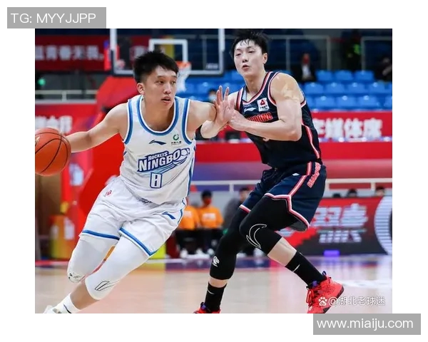 上海羽毛球队在世锦赛积分榜上以86分稳居第一名展现强劲实力 上海羽毛球队在世锦赛积分榜上以86分稳居第一名展现强劲实力