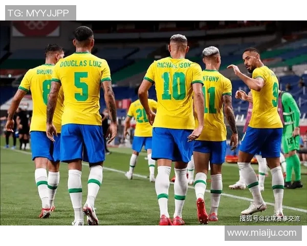 墨西哥足球传奇人物回顾：最老足球明星的辉煌岁月与不朽传奇