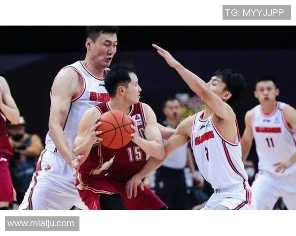 杭州篮球队在最新状态排行榜中荣登第五名展现强劲实力与潜力 杭州篮球队在最新状态排行榜中荣登第五名展现强劲实力与潜力