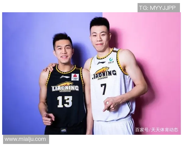 深圳篮球队在最新状态排行榜中荣登第四名展现强劲实力与潜力 深圳篮球队在最新状态排行榜中荣登第四名展现强劲实力与潜力