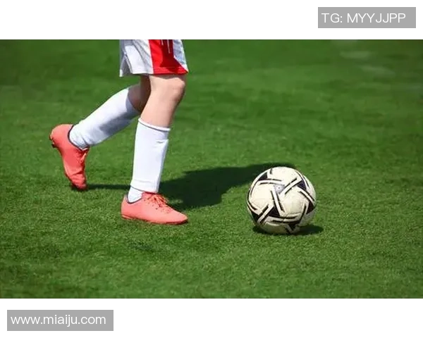 足球明星脚上神秘红点揭示运动员的健康秘密与潜在风险